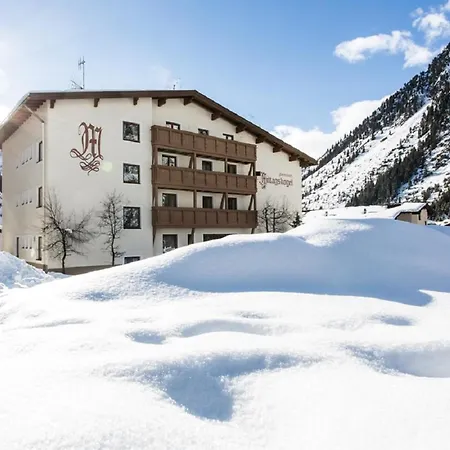 Mittagskogel Guest house Sankt Leonhard im Pitztal