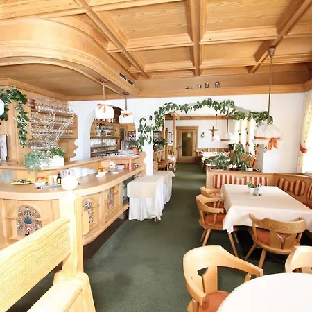 Guest house Mittagskogel