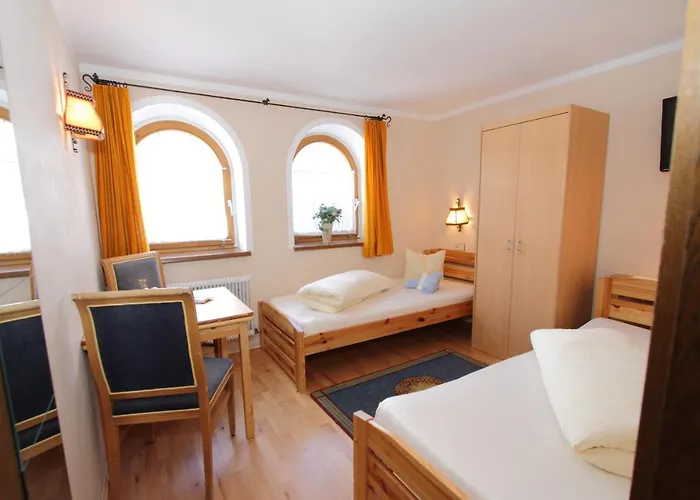 ゲストハウス Mittagskogel ザンクト・レオンハルト・イム・ピッツタール